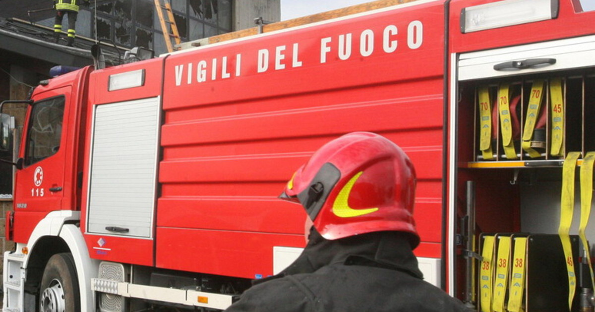 Ostia, incendio allo stabilimento balneare Oasi, non è  escluso il dolo