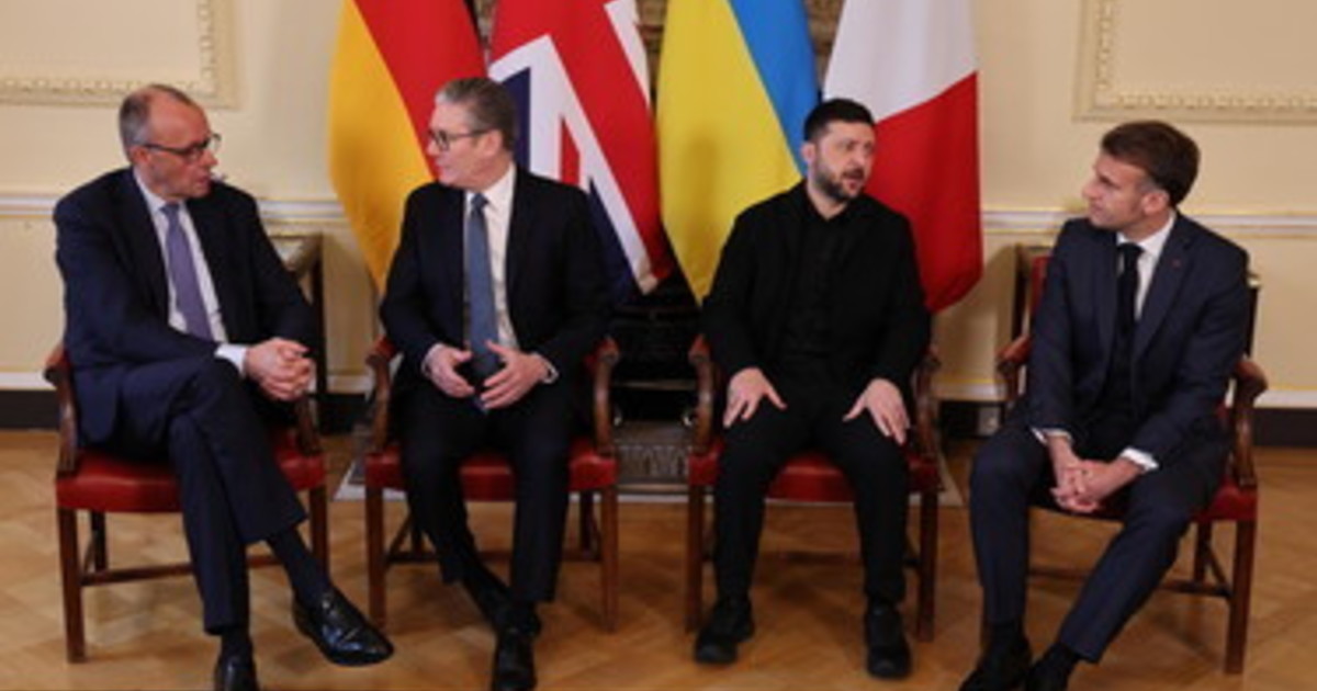 Ucraina, Zelensky da Starmer con i leader Ue per le garanzie di sicurezza