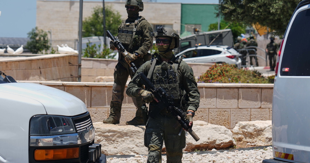 Spari sulla folla in Israele: un morto e feriti. Hamas inneg