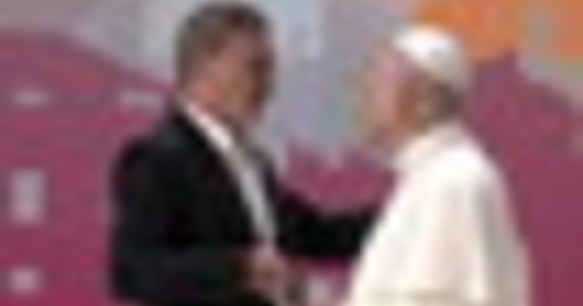 Papa Leone XIV con Antonio Banderas: incontro col mondo dell