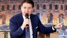 Il partito dell'avvocato e quelle telefonate che riaprono il caso Conte-M5S