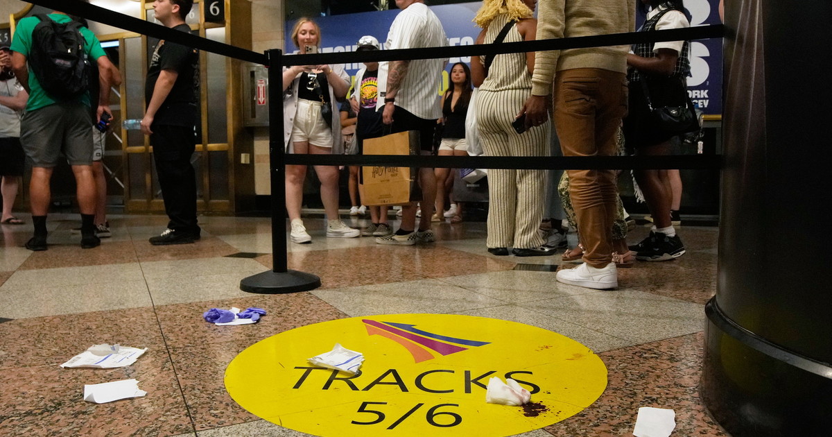 Sei feriti alla Penn Station, la polizia blocca l'aggressore
