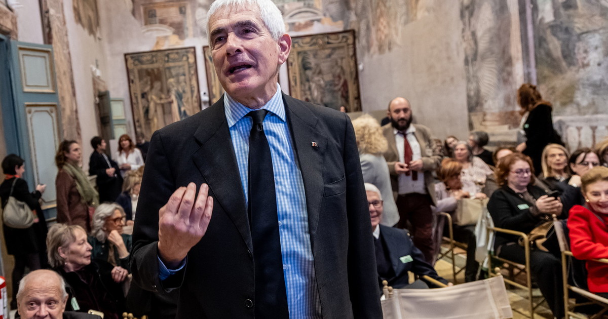 I dolori e le mosse di Casini guidano la «rivolta» del centr