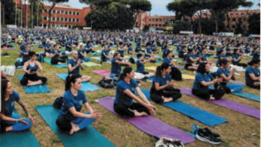 Tutto pronto per lo “Yoga Day Roma” dei record