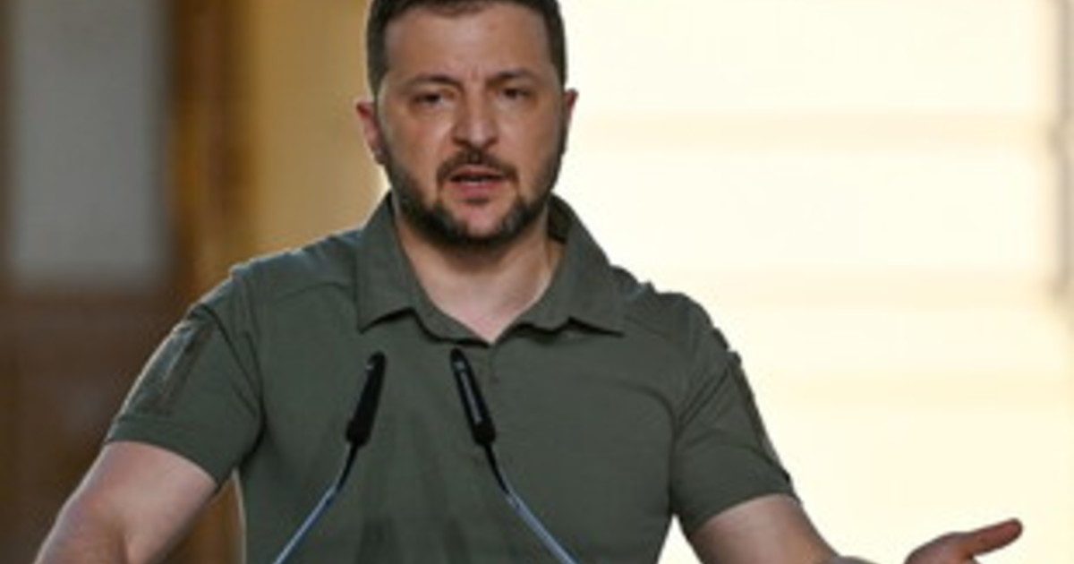 Ucraina, Zelensky vuole invitare re Carlo a Kiev: "Visita en
