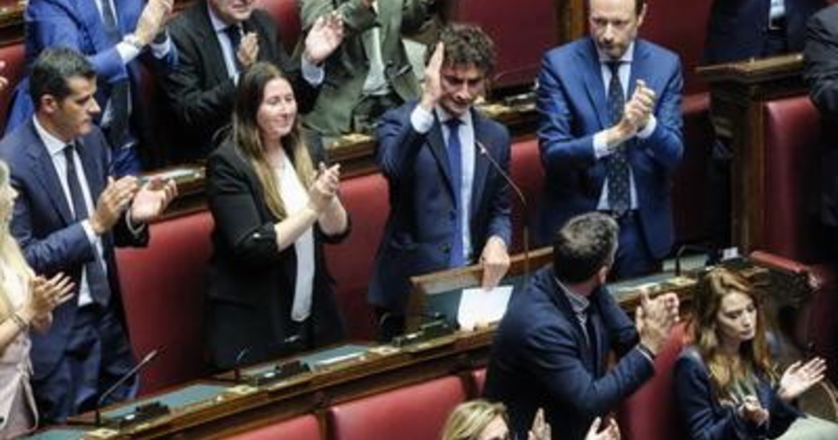 Italia-Hamas-Flotilla, FdI porta l'inchiesta de Il Tempo in 