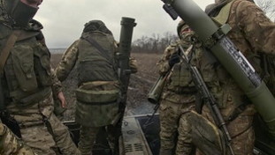 Russia, ucciso con un'autobomba il capo dei rifornimenti di armi per l'esercito del Cremlino