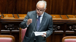 Piantedosi rivendica: 