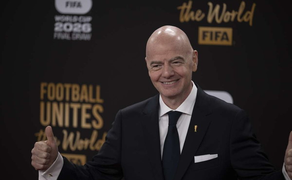 Infantino alla vigilia dei Mondiali “Non c'è una favorita, felice per l'Iran”