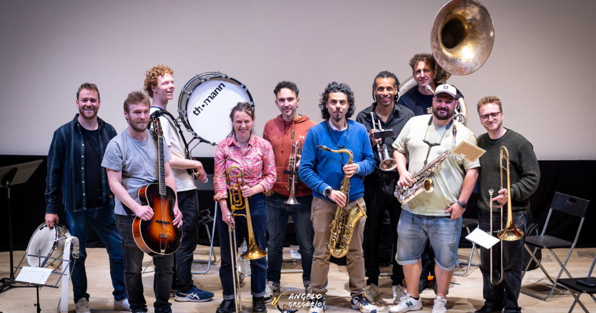 comunicato stampa bruxelles il jazz italiano scende in strada il 13 giugno la prima marching band italiana da Iltempo.it comunicato stampa bruxelles il jazz italiano scende in strada il 13 giugno la prima marching band italiana