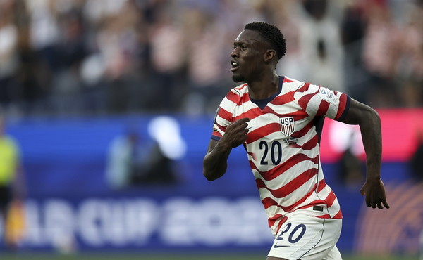 Stati Uniti ok con il Paraguay all'esordio, 4-1 con doppietta di Balogun