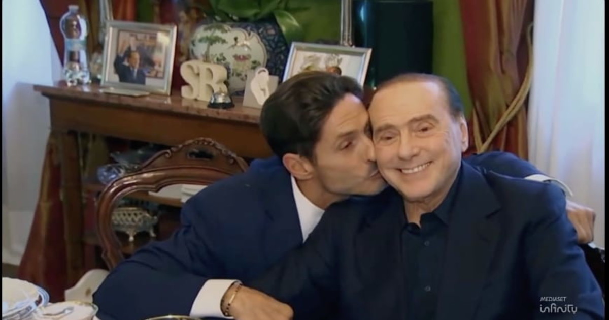 boom di quarto grado con la scarcerazione di alberto stasi vola l omaggio a silvio berlusconi da Iltempo.it boom di quarto grado con la scarcerazione di alberto stasi vola l omaggio a silvio berlusconi