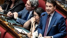  Il sogno di Giuseppi è l'incubo degli italiani. Conte punta a Palazzo Chigi 