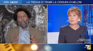 Sfuriata di Cacciari a Gruber e Giannini: Fate propaganda a Vannacci