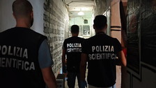 Terrorismo, sette anarchici arrestati: la cellula romana, i sabotaggi ai treni e il centro sociale sgomberato