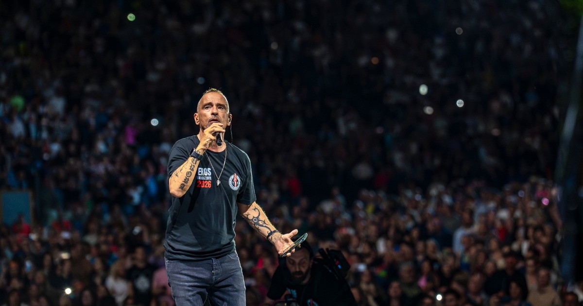 eros ramazzotti fa sognare lo stadio olimpico adesso tu 232 da brividi da Iltempo.it eros ramazzotti fa sognare lo stadio olimpico adesso tu 232 da brividi