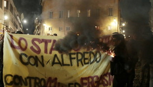 Ribolle la galassia anarchica, adunata a piazzale Clodio: Libertà per i prigionieri