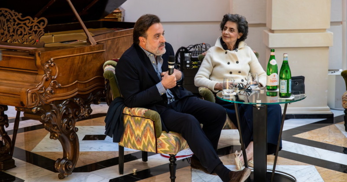 il teatro tra luce e parola si chiude il primo ciclo di incontri prosegue fino a dicembre il programma di ortea palace hotel e fondazione inda da Iltempo.it il teatro tra luce e parola si chiude il primo ciclo di incontri prosegue fino a dicembre il programma di ortea palace hotel e fondazione inda