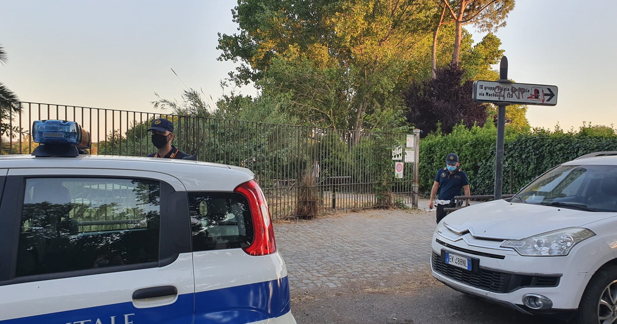Brescia, tenta di strangolare bimbo di 3 anni al parco: arrestato 29enne nigeriano