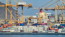 L'Iran annuncia la chiusura dello Stretto di Hormuz dopo la violazione della tregua in Libano