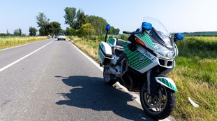 Milano, poliziotto morto durante inseguimento al pirata. La procura: Niente speronamento