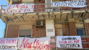 Residenza per gli okkupanti ma i disperati di Ostia devono fare le valigie