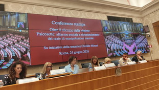 Manipolazione mentale, la Lega presenta un disegno di legge per istituire il reato