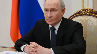 Gli ucraini colpiscono al cuore la Russia: i falchi di Mosca vogliono la morte di Zelensky e la distruzione di Kiev
