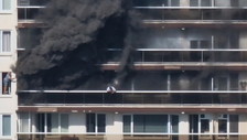 Guasto tecnico al piano terra scatena il rogo: 6 morti in condominio ad Anversa