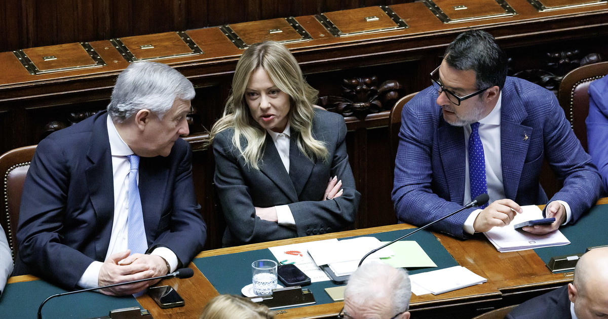 basta con i giochi di palazzo fratelli d italia spinge per il premio di maggioranza contro gli inciuci da Iltempo.it basta con i giochi di palazzo fratelli d italia spinge per il premio di maggioranza contro gli inciuci
