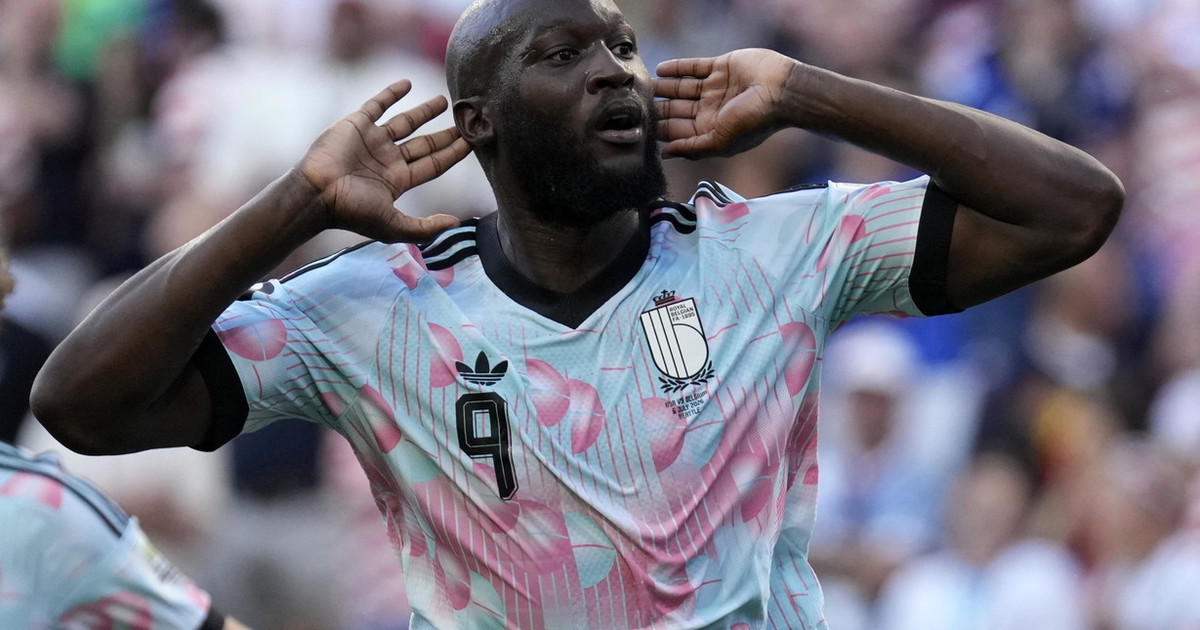 Il Belgio travolge gli Usa dopo le polemiche. E scatta lo sfottò social