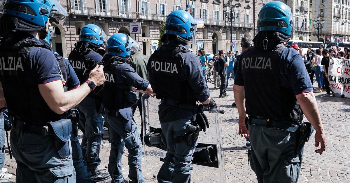 ci scrive l agentex armi non letali pi249 efficaci per tenere a distanza i facinorosi da Iltempo.it ci scrive l agentex armi non letali pi249 efficaci per tenere a distanza i facinorosi