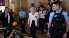 Parigi, ecco la sentenza  di appello per Le Pen. Potrà correre per l'Eliseo
