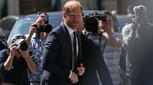 Londra, Harry perde la causa contro il Daily Mail: Nessuna intercettazione ai suoi danni
