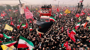 Iran, bombardamenti Usa nella notte: Contro le violazioni di Teheran. Trema il memorandum