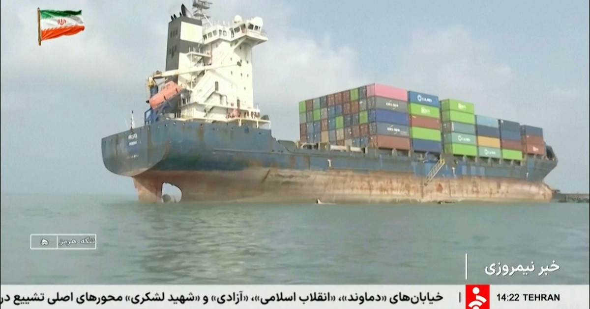 "Attacchi a Hormuz finch&eacute; Iran colpir&agrave; le navi". La promessa degli Stati Uniti