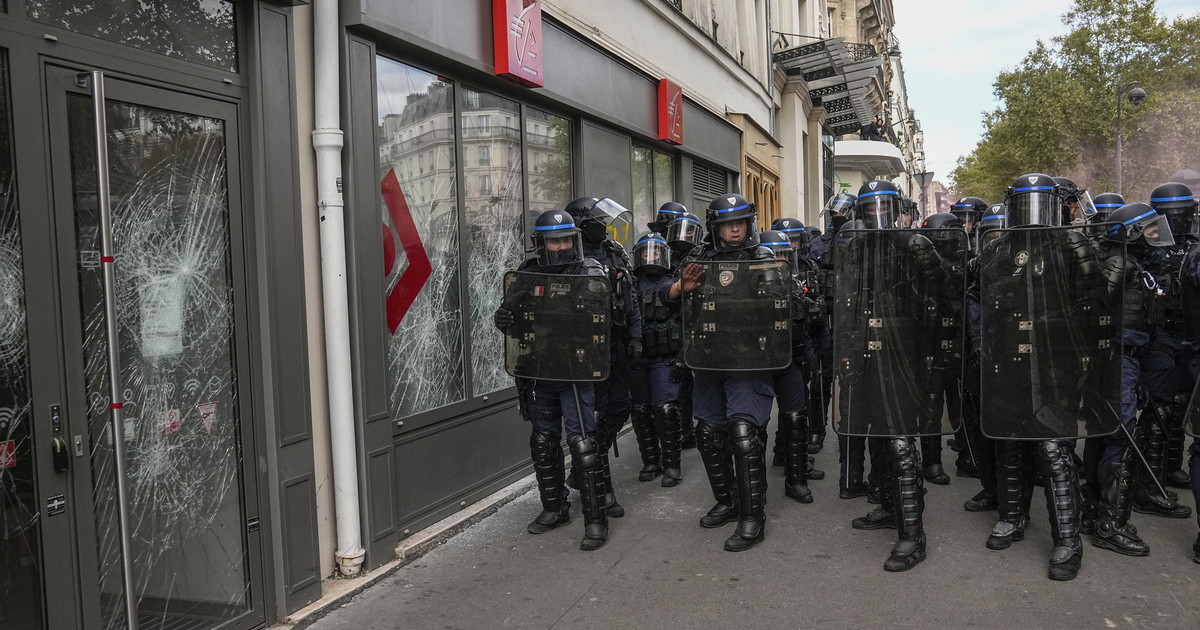 Semifinale dei Mondiali e il 14 luglio, la notte doppia della Francia: Paese sotto scacco dei violenti