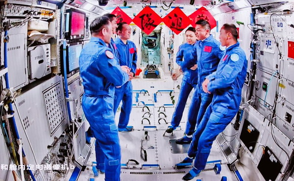 Cina, nuovi esperimenti scientifici per la stazione spaziale Shenzou-23