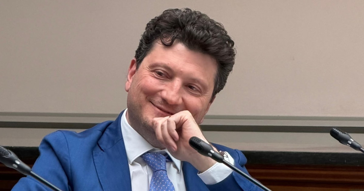 abuso edilizio e strane sanatorie due pesi e due misure del sindaco pd battaglia in aula di fratelli d italia a torino da Iltempo.it abuso edilizio e strane sanatorie due pesi e due misure del sindaco pd battaglia in aula di fratelli d italia a torino
