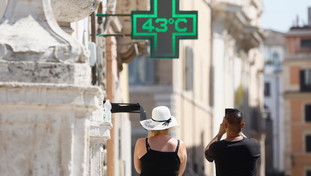 Meteo, stop al caldo afoso: in arrivo temporali e piogge violente. Ecco dove colpirà il maltempo