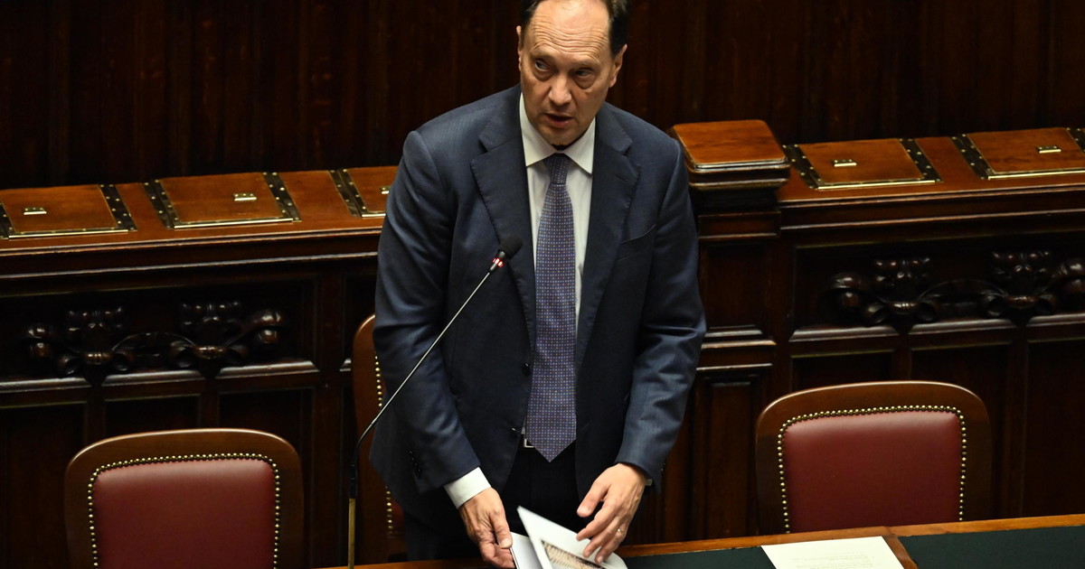 legge elettorale la solita opposizione chiede le dimissioni ciriani avanti a testa alta da Iltempo.it legge elettorale la solita opposizione chiede le dimissioni ciriani avanti a testa alta