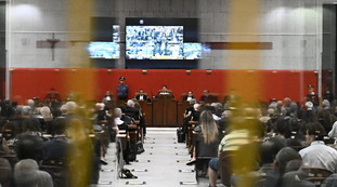 Ponte Morandi, oggi la sentenza. Salvini: I responsabili paghino