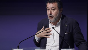 “Dobbiamo estendere la legittima difesa. Caso Roggero, il piano di Salvini