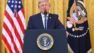 "Ha rubato i dati di milioni di elettori". Donald Trump accusa la Cina