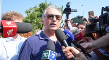 Roggero entra in carcere. L'ultimo appello: Presidente, la prego. Mi conceda la grazia