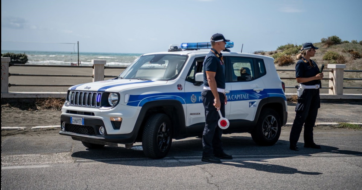 vigili urbani armati in strada ma derubati a casa sparite tre pistole all anno da Iltempo.it vigili urbani armati in strada ma derubati a casa sparite tre pistole all anno