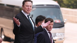 Musk si scatena sul caso Roggero: “Una follia, i magistrati dovrebbero essere condannati”