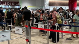 Scioperi, settimana di passione: inizia EasyJet poi aeroporti, treni, navi e bus