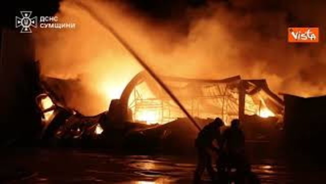 guerra ucraina raid russi su sumy in fiamme un grattacielo e un centro commerciale da Iltempo.it guerra ucraina raid russi su sumy in fiamme un grattacielo e un centro commerciale