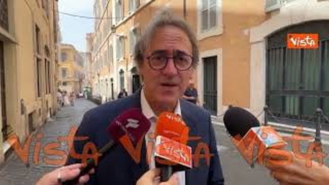 Bonelli (Avs): Da destra ipocrisia inaccettabile, Roggero ha rapporto molto facile con le armi
